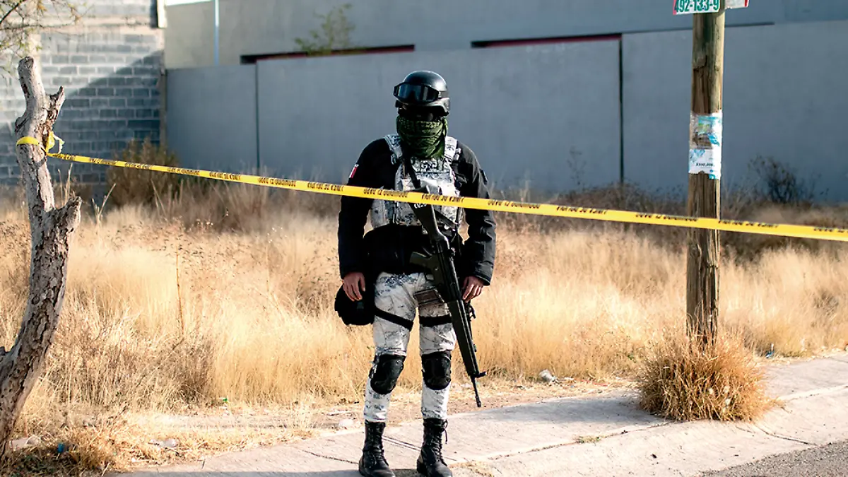 Elemento policiaco en zona de intervención