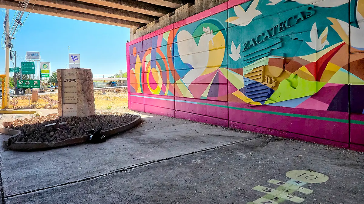 Mural en el área de la oba de Alfonso López Monreal