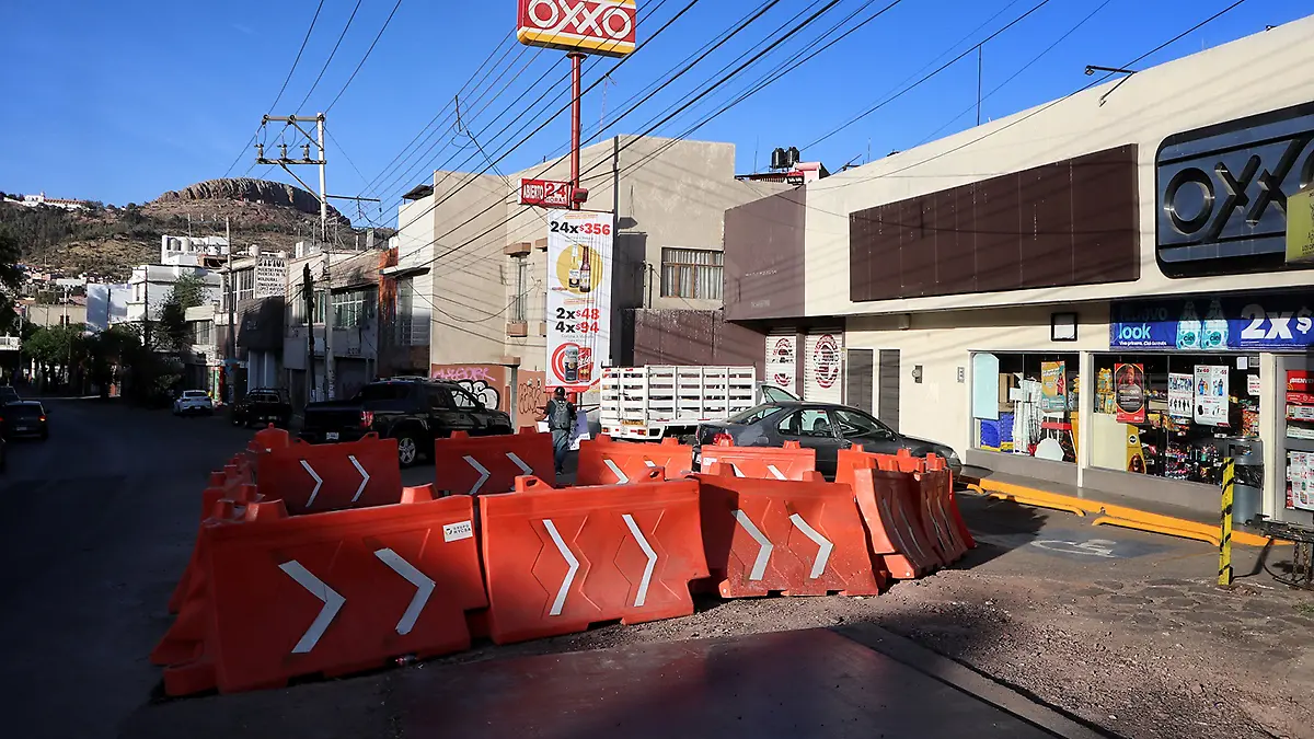Comercios afectados con la construcción del segundo piso