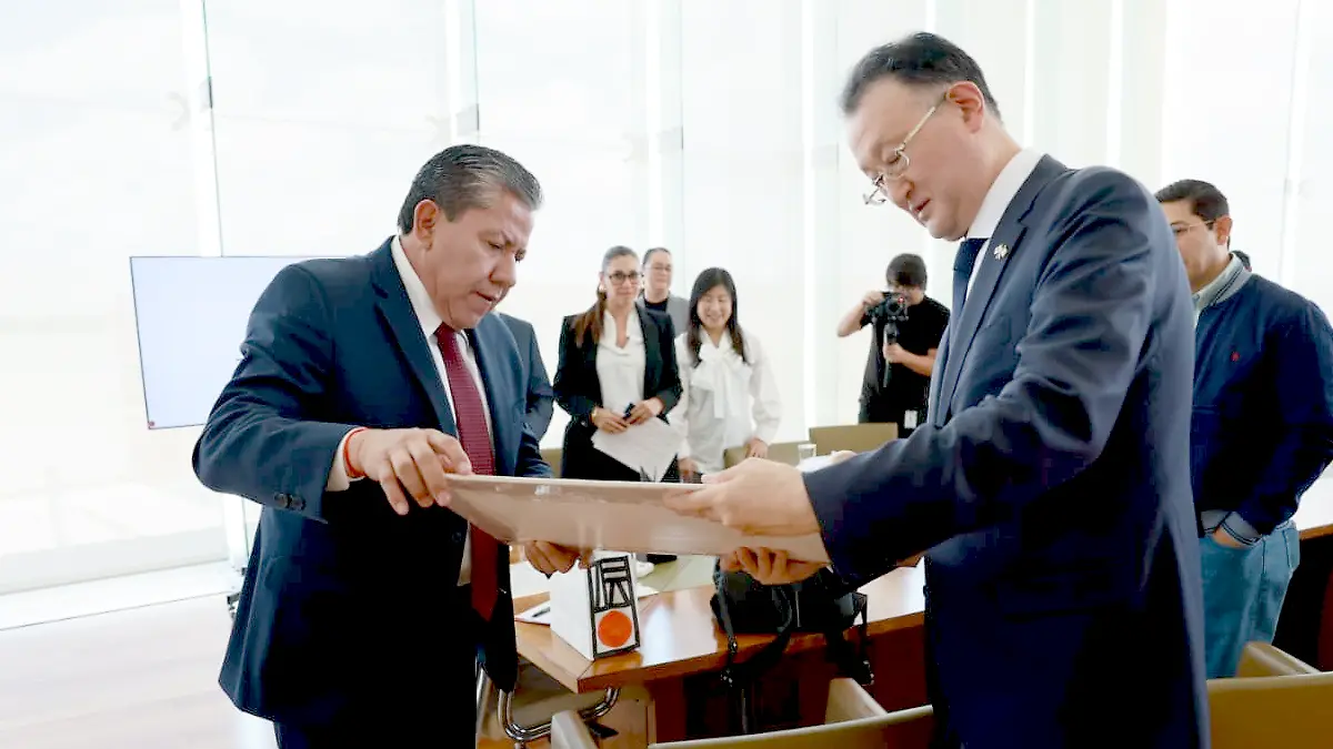 Gobernador de Zacatecas y cónsul general de Japón