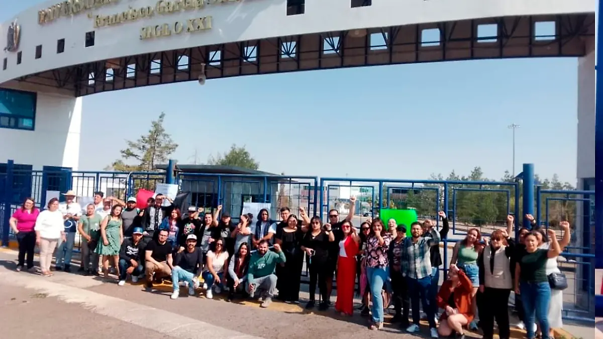 Manifestación estudiantil en campus de la UAZ