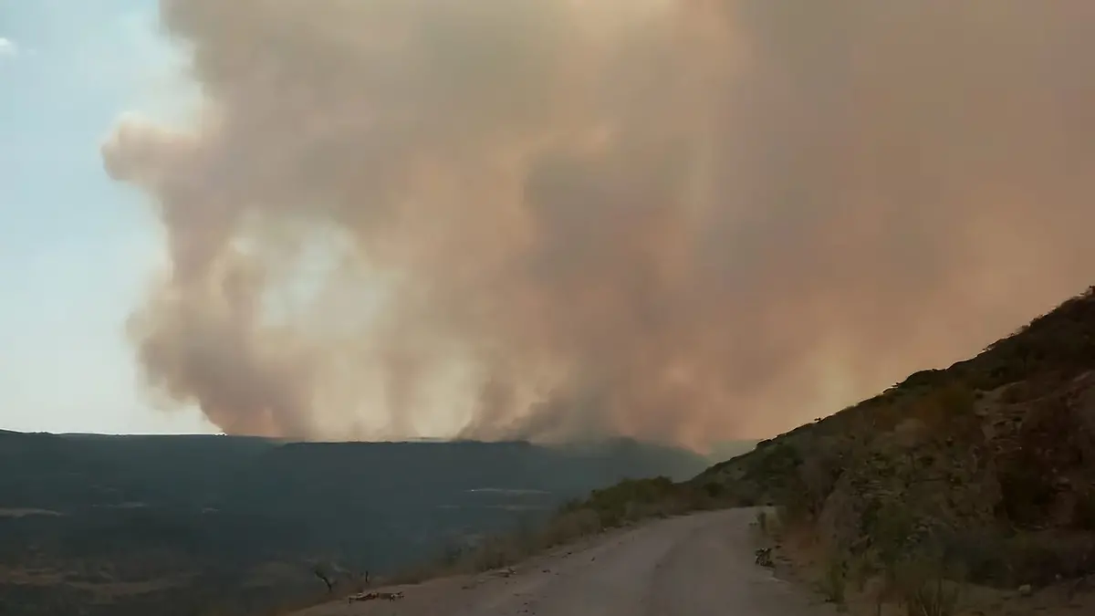Incendio en Sierra de Morones