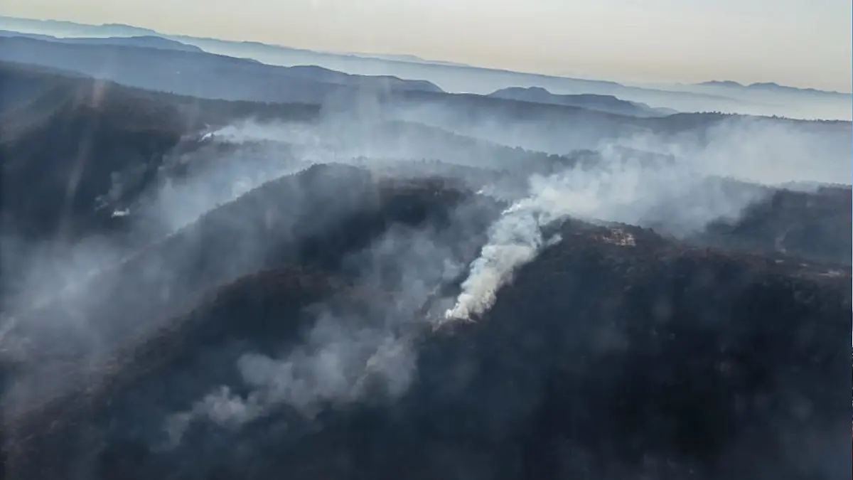 Incendio en sierra de morones