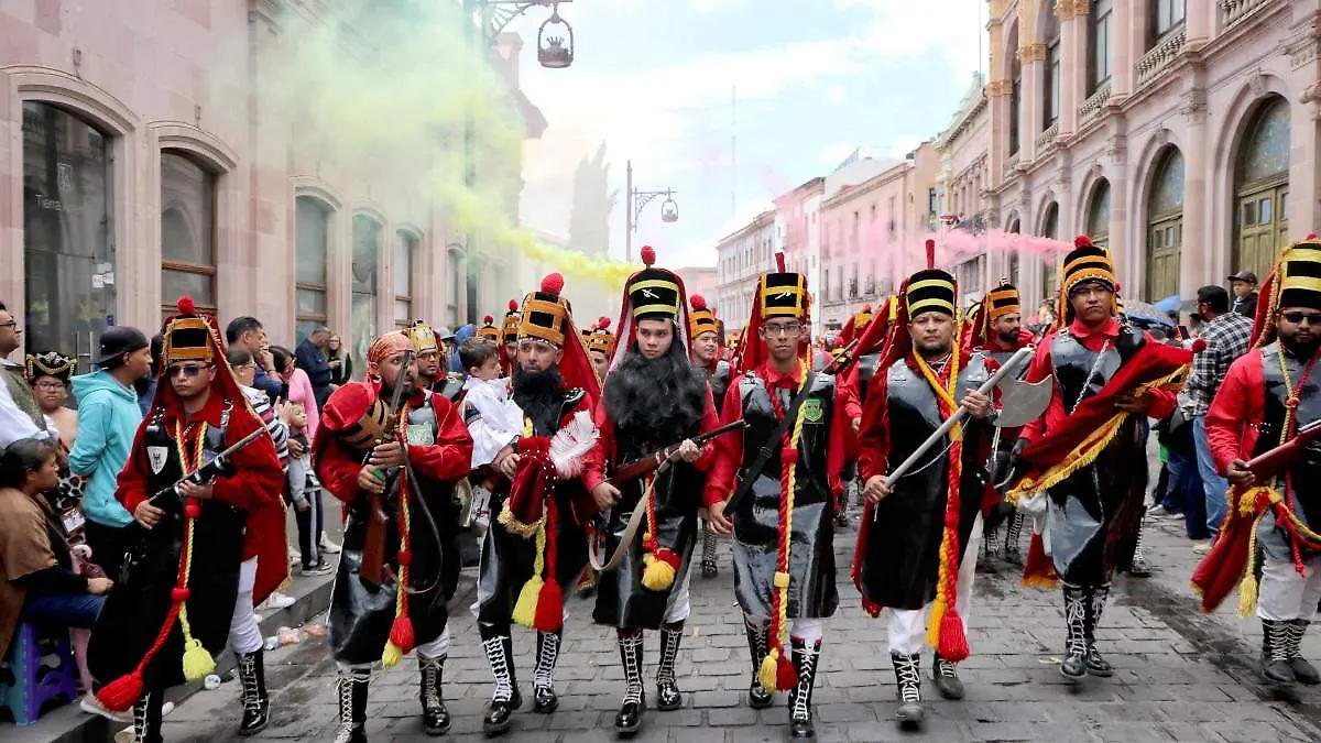 Desfile de batallones de Morismas