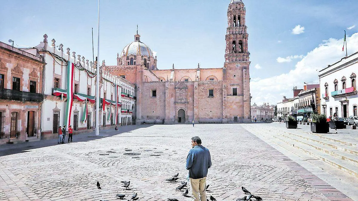 Plaza-de-Armas
