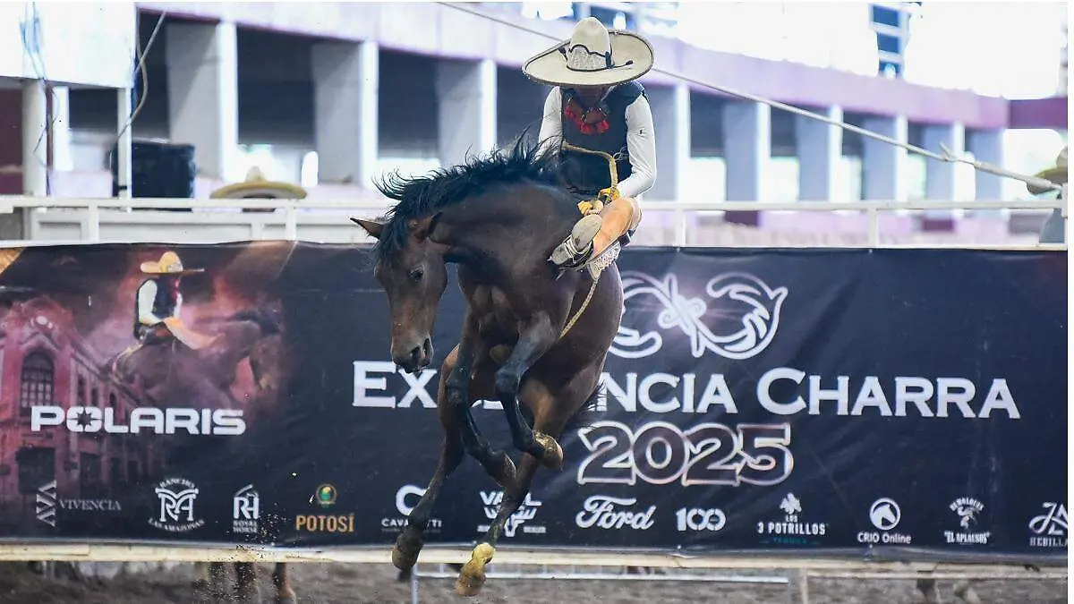 La María en su participación en el torneo Excelencia Charra en Zacatecas