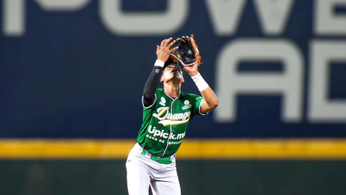 César Iván debut