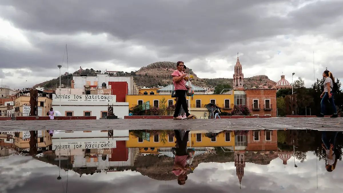 Lluvias-en-la-ciudad-de-Zacatecas