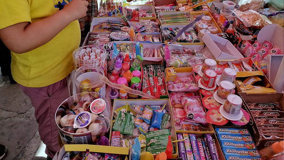 Comercio afuera de escuelas
