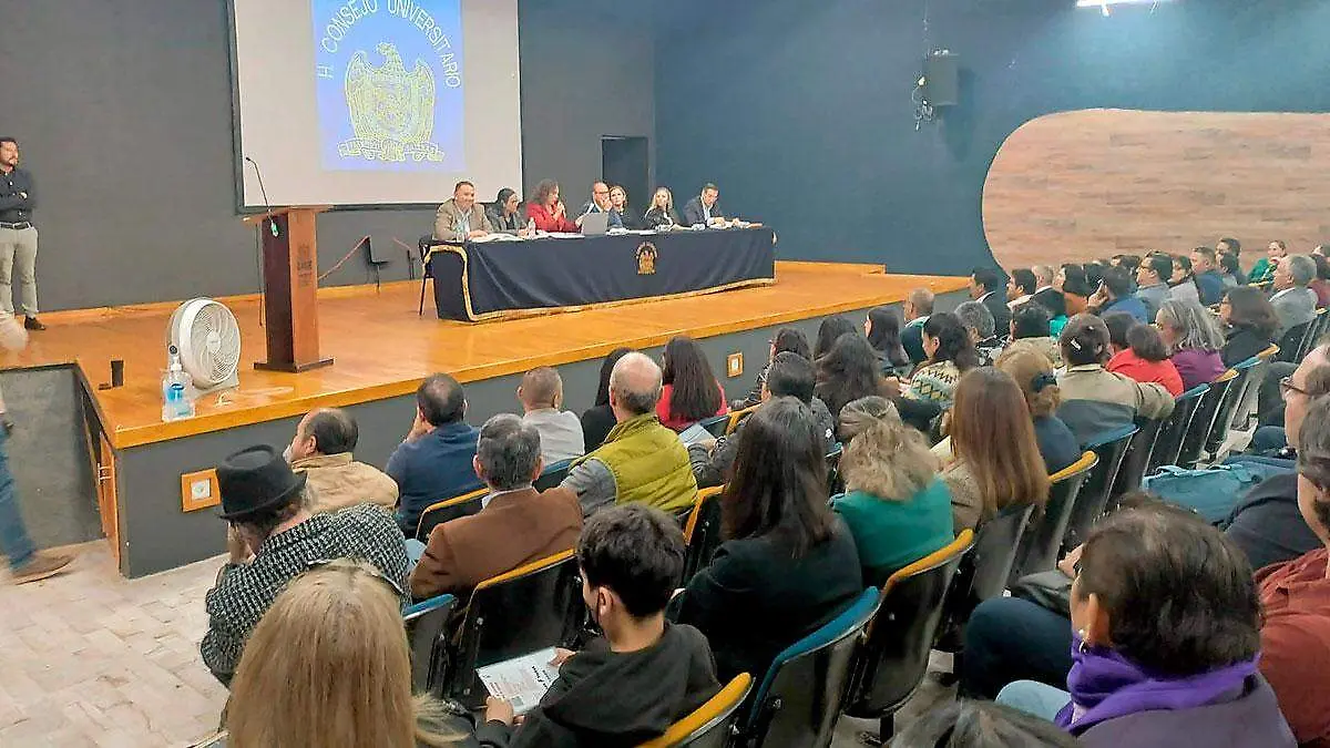 Sesión-Consejo-Universitario