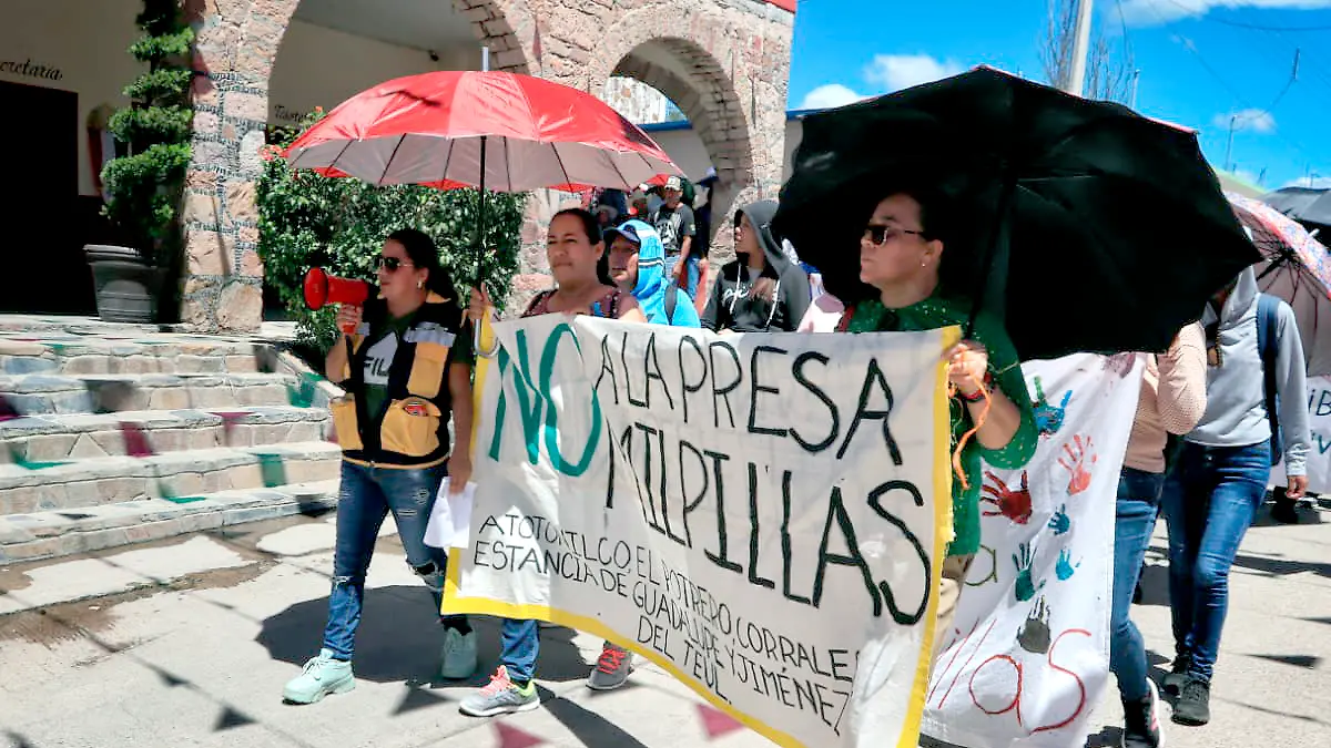 Protesta contra presa milpillas