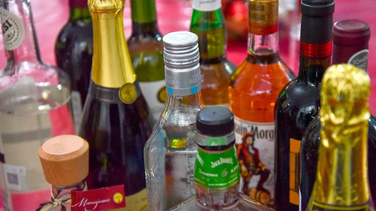 Botellas de bebidas alcoholicas