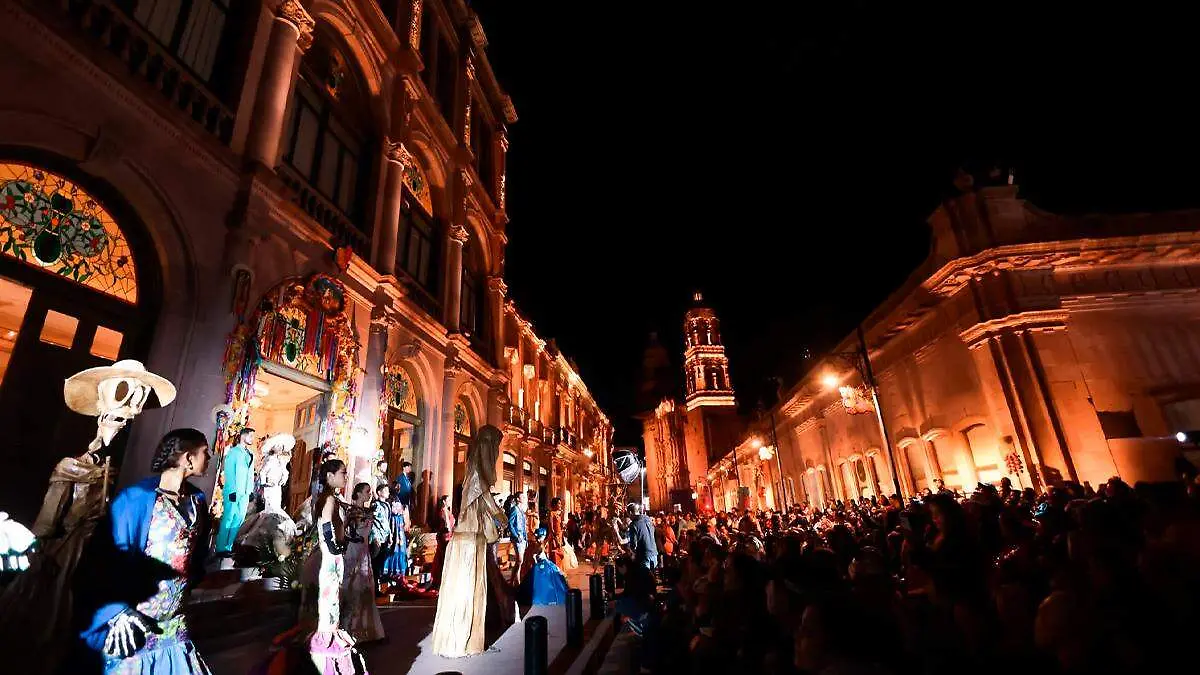 Pasarela de Catrinas