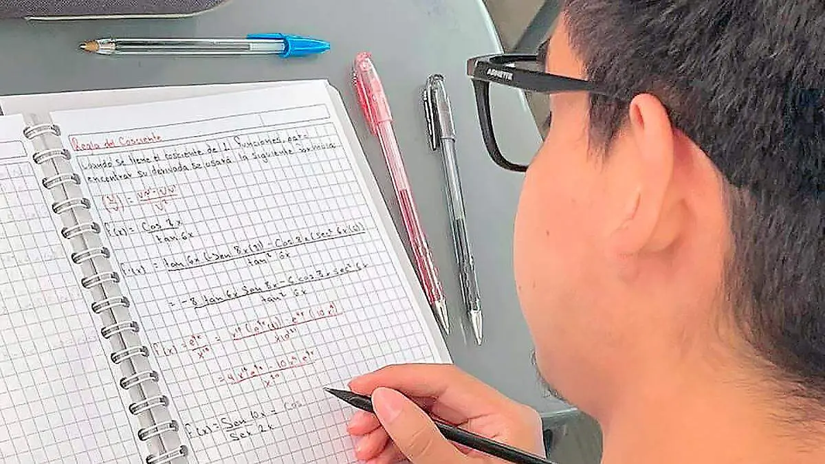 Estudiante del Cobaez representará a México en competencia internacional