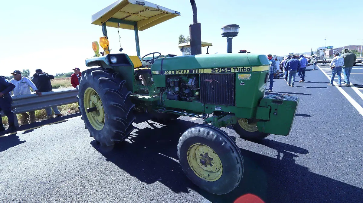 1055346_León Bloqueo Productores Agrícolas_impreso