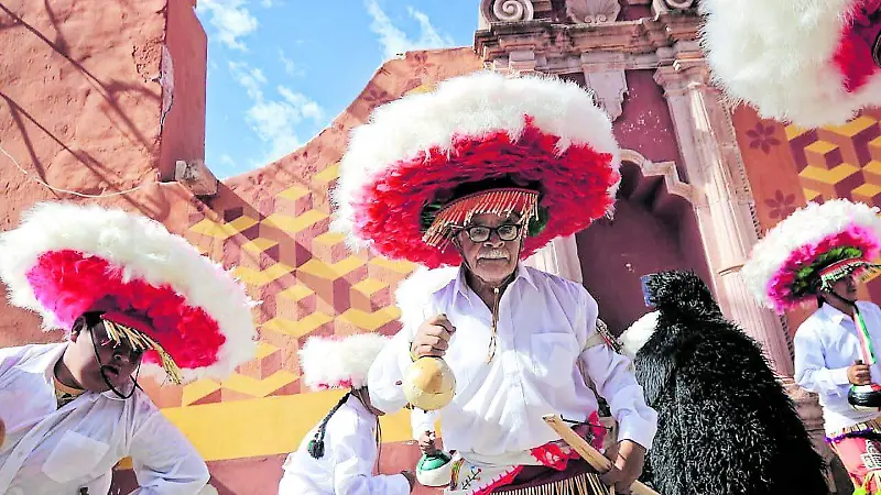 Celebración a la Virgen de Guadalupe en el convento franciscano. 