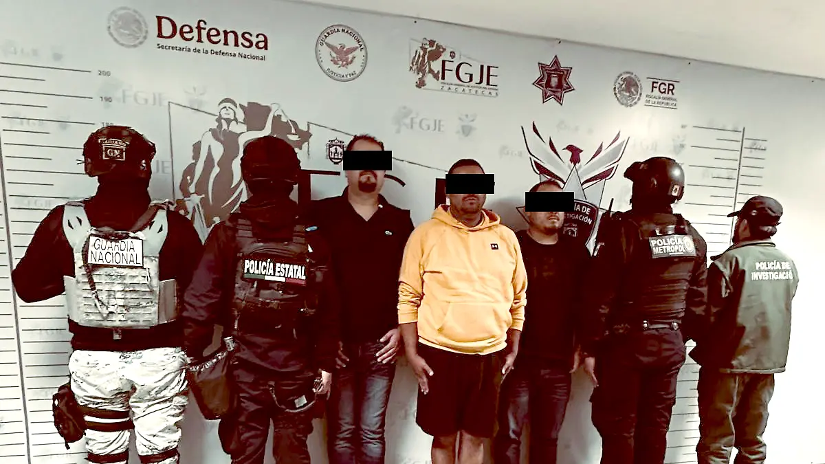 Hombres detenidos en Sauceda de la Borda, Vetagrande, Zacatecas