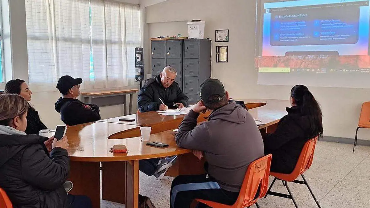 Docentes del Cobaez en webinar de IA