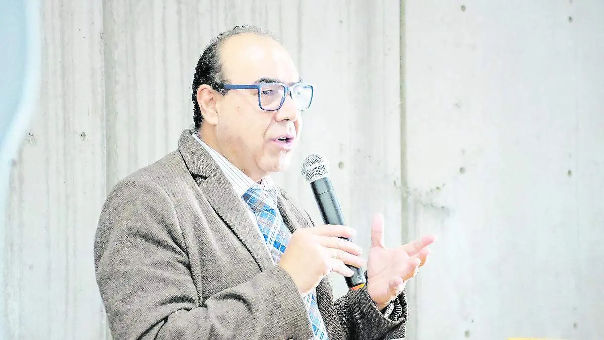 Ángel Román, rector de la UAZ