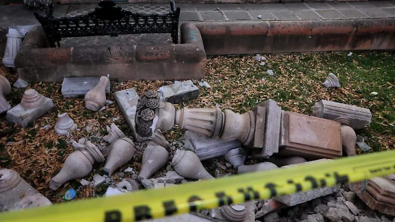 Destruyen balaustrada histórica en Zacatecas