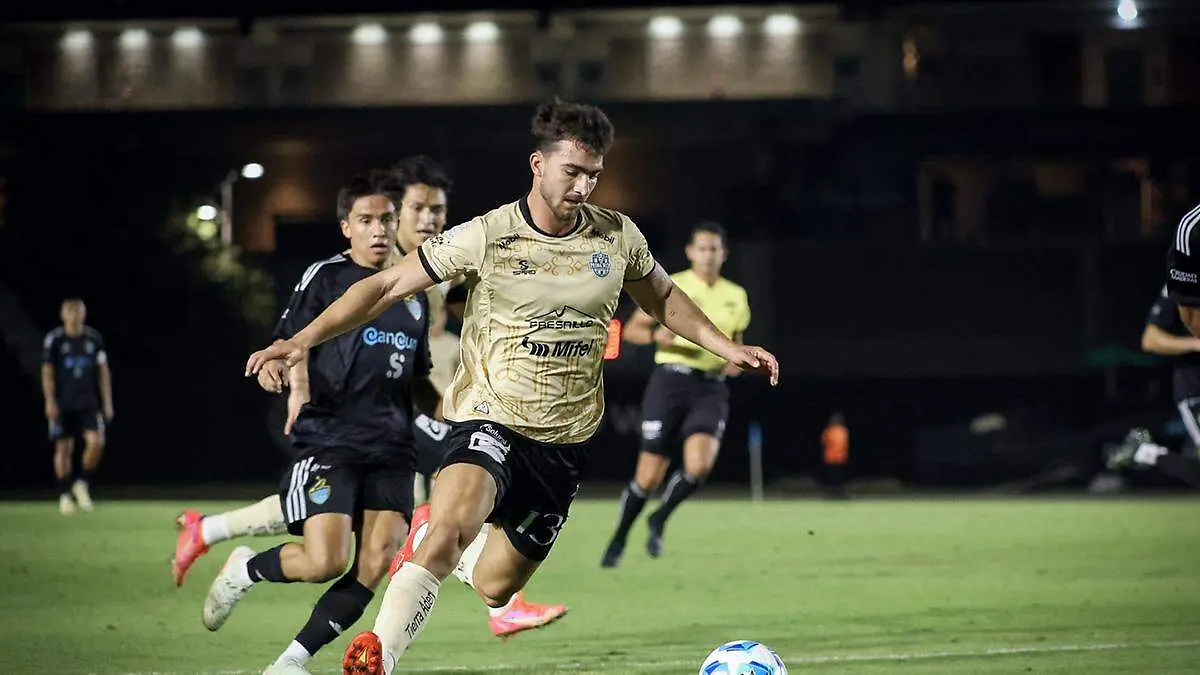 Mineros de Zacatecas enfrenta a Cancún