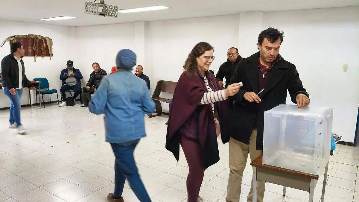 Votación en SPAUAZ