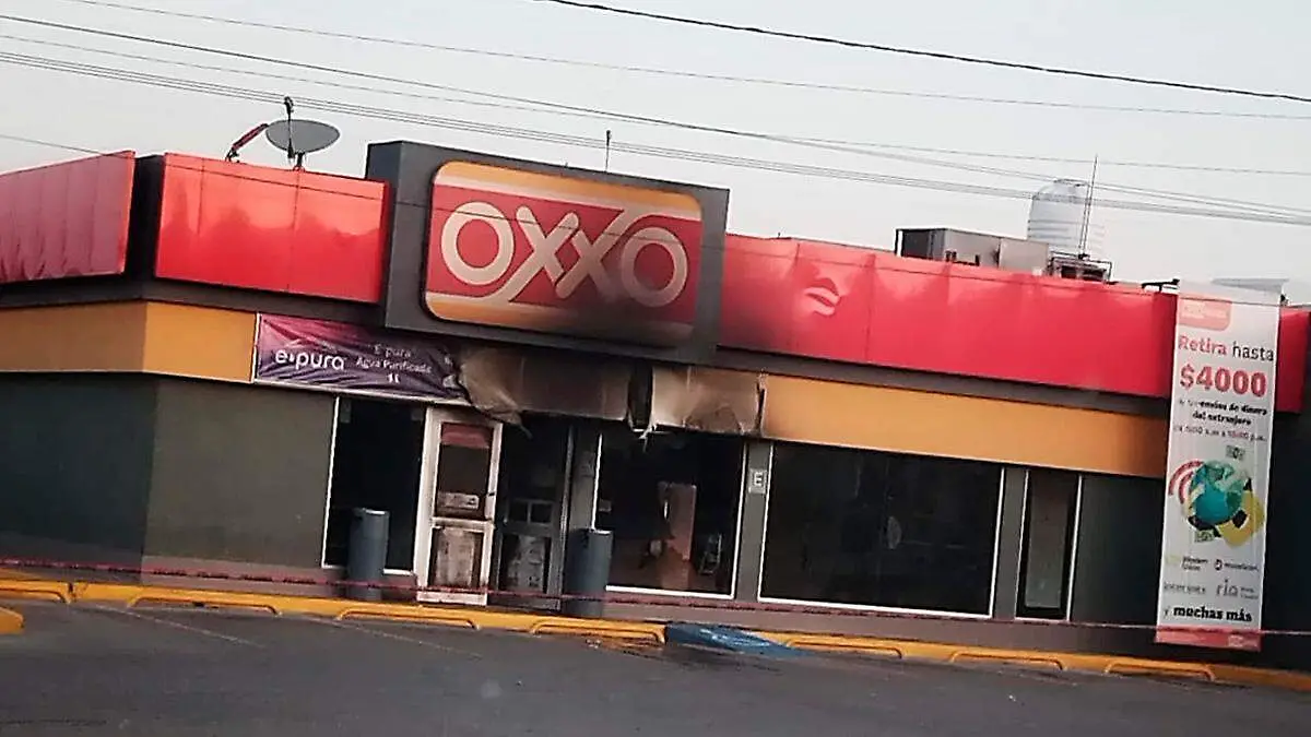 Incendio de tienda oxxo en Tepechitlán, Zacatecas
