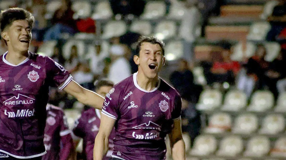 Óscar Mazatán, integrante de Mineros de Zacatecas