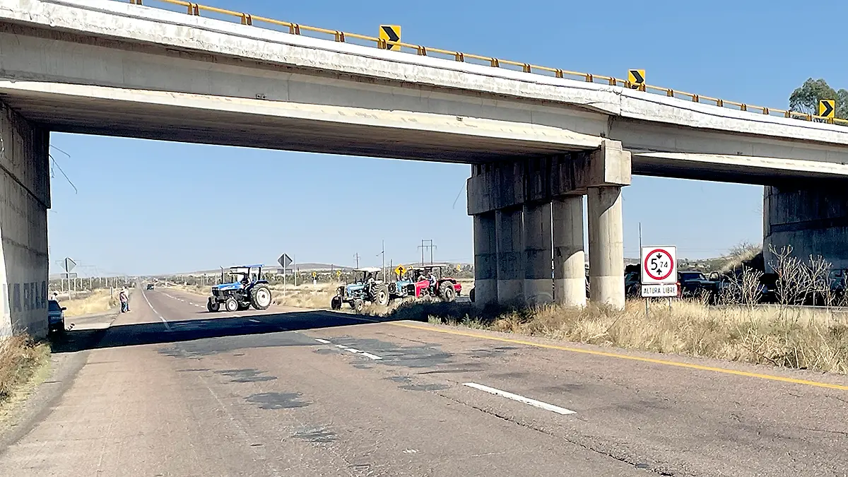 Productores de frijol levantan protesta