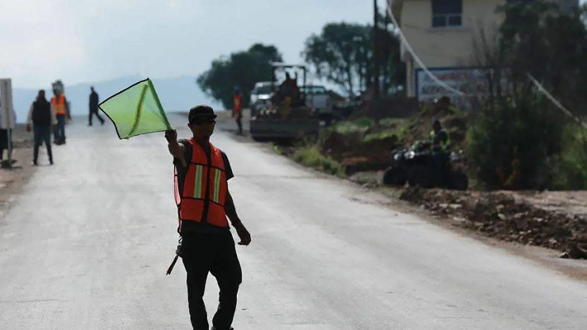 Construcción-de-carretera-en-Zaatecas