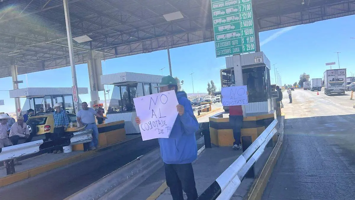 Bloqueo de caseta de peaje