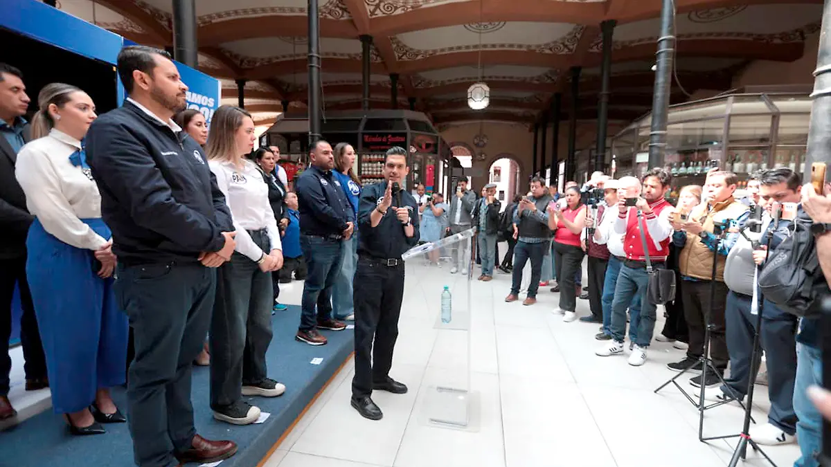 Jorge Romero en reunión con militantes en Zacatecas