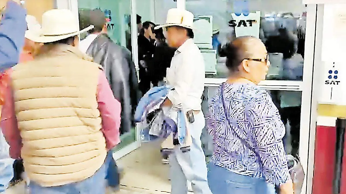 Desalojo de oficinas del SAT en Zacatecas