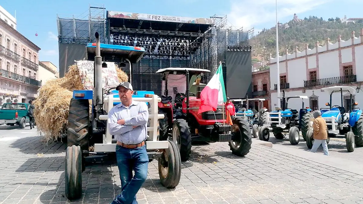 Protesta de productores en Plaza de ARmas de Zacatecas
