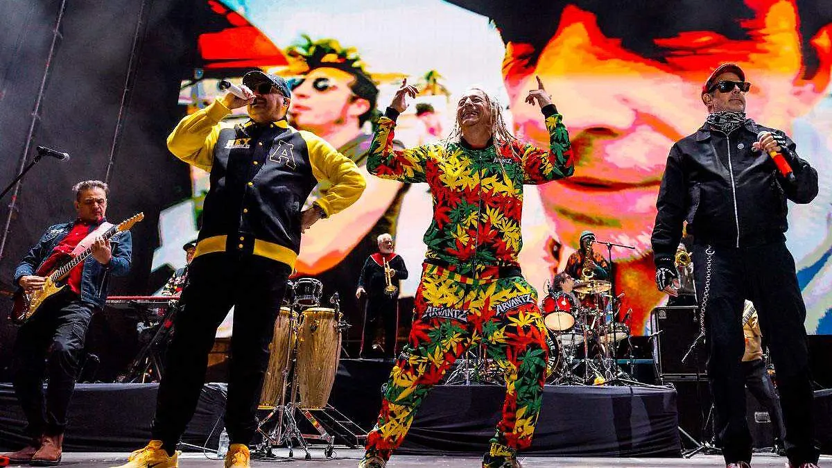 Concierto-de-Los-Auténticos-Decadentes8