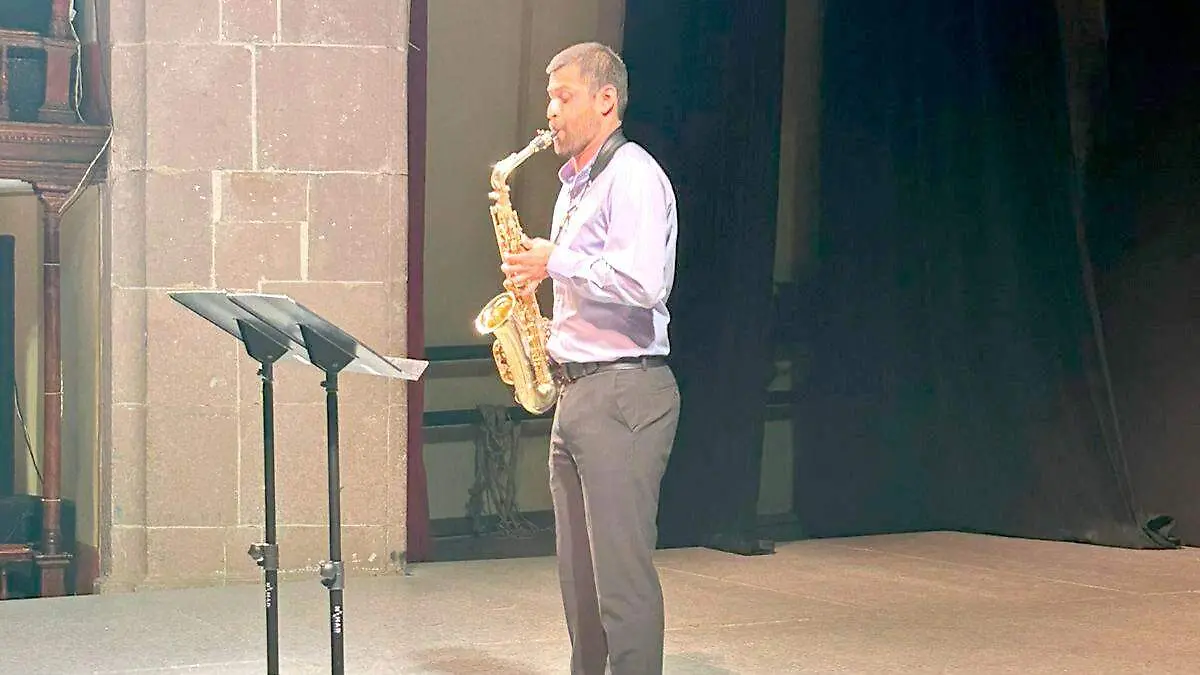 Isaías-Villalpando-ofrece-concierto-en-Jerez,-Zacatecas