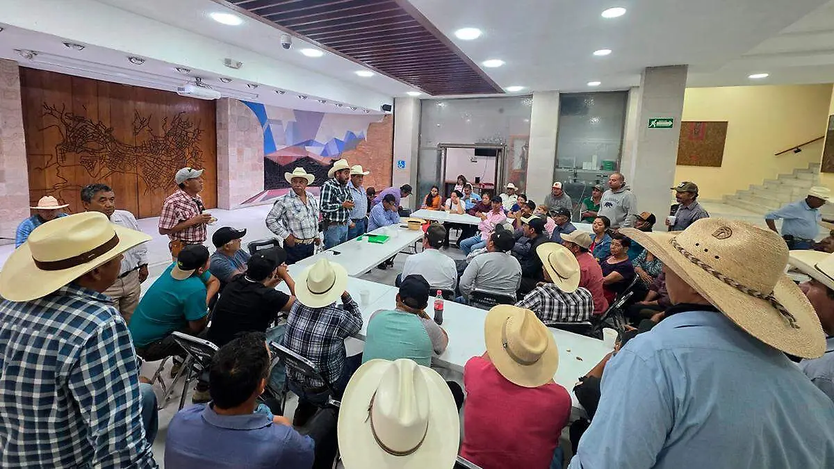 Productores de frijol en el Congreso del Estado de Zacatecas