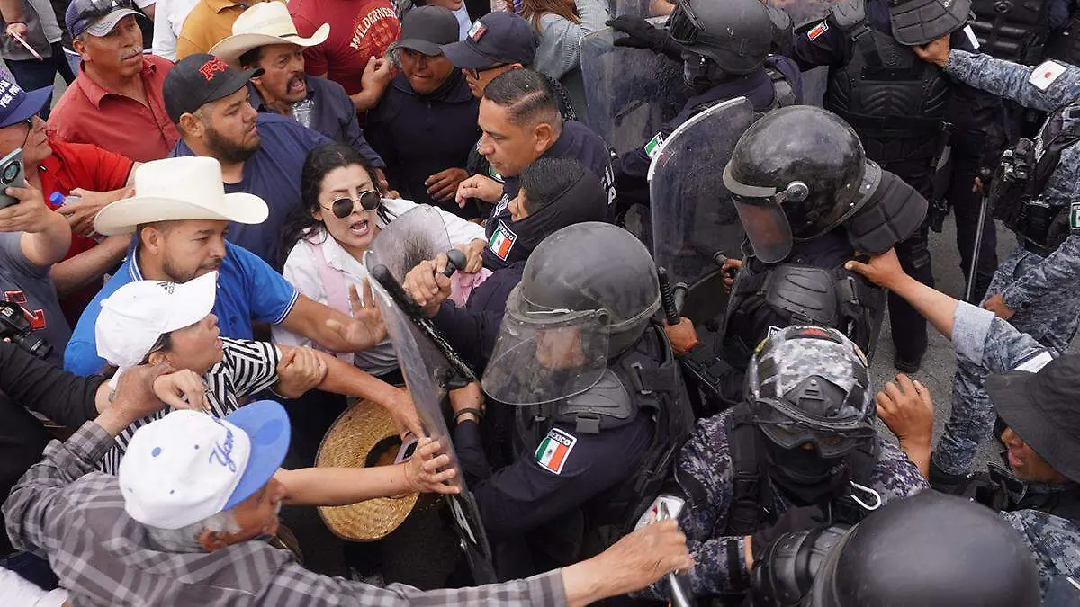 Violento repliegue de productores en Zacatecas