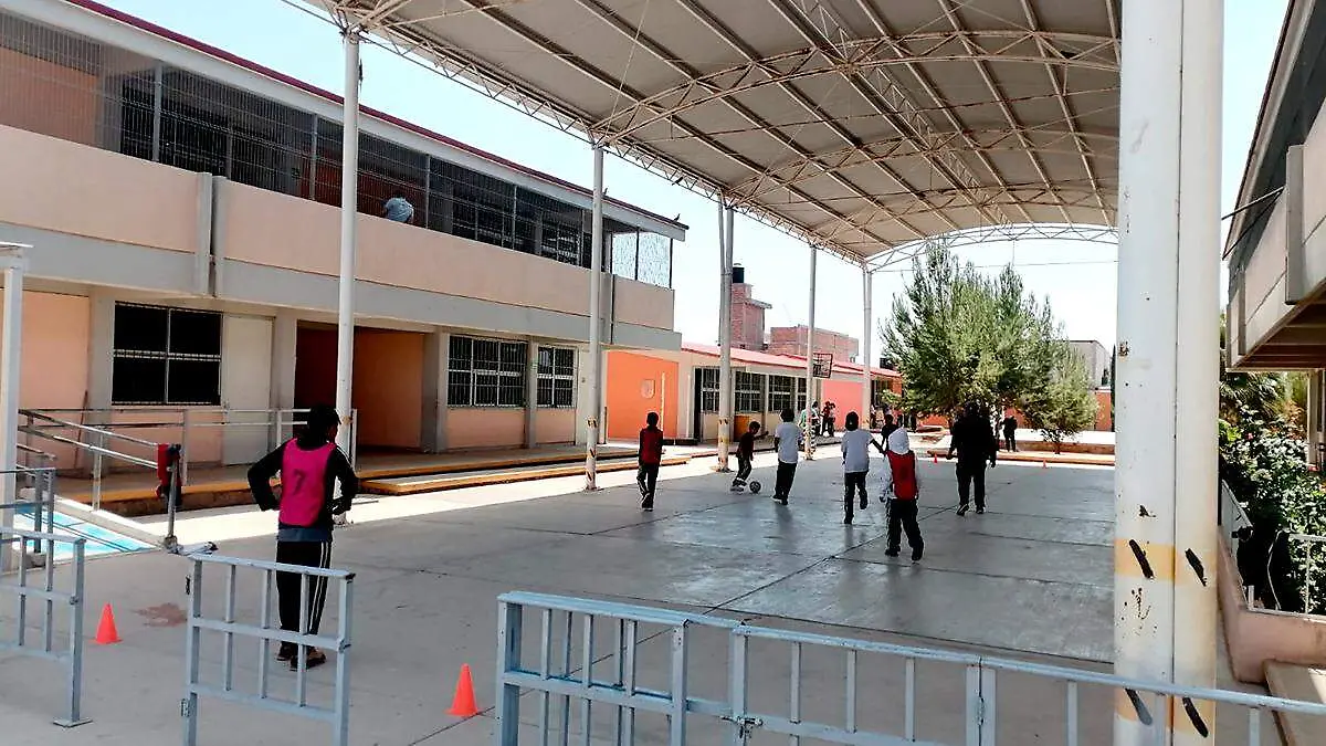 Actividades deportivas en escuela de Fresnillo