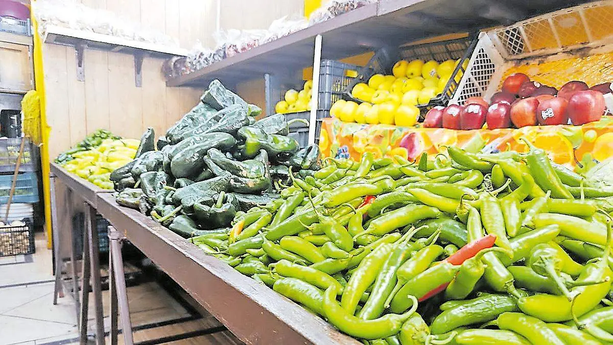 Puesto de chiles en mercado