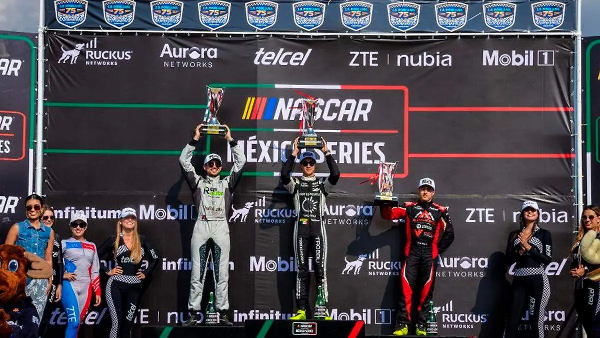 Podio Nascar México