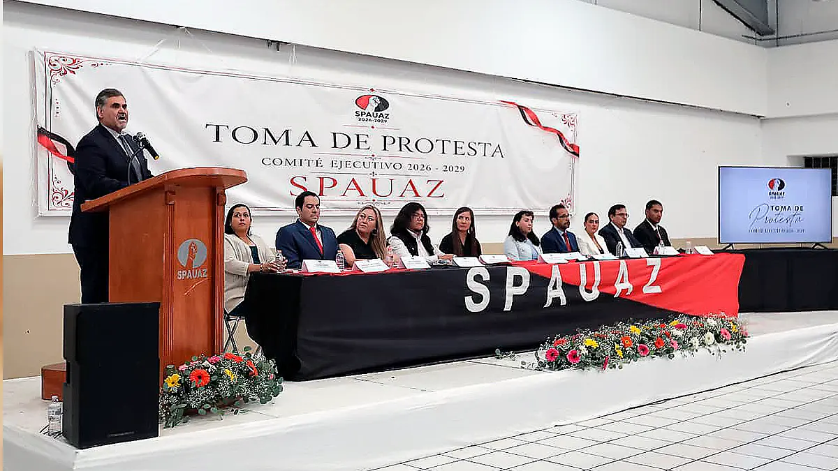 Carlos Aréchiga tomó protesta como nuevo secretario general del SPAUAZ