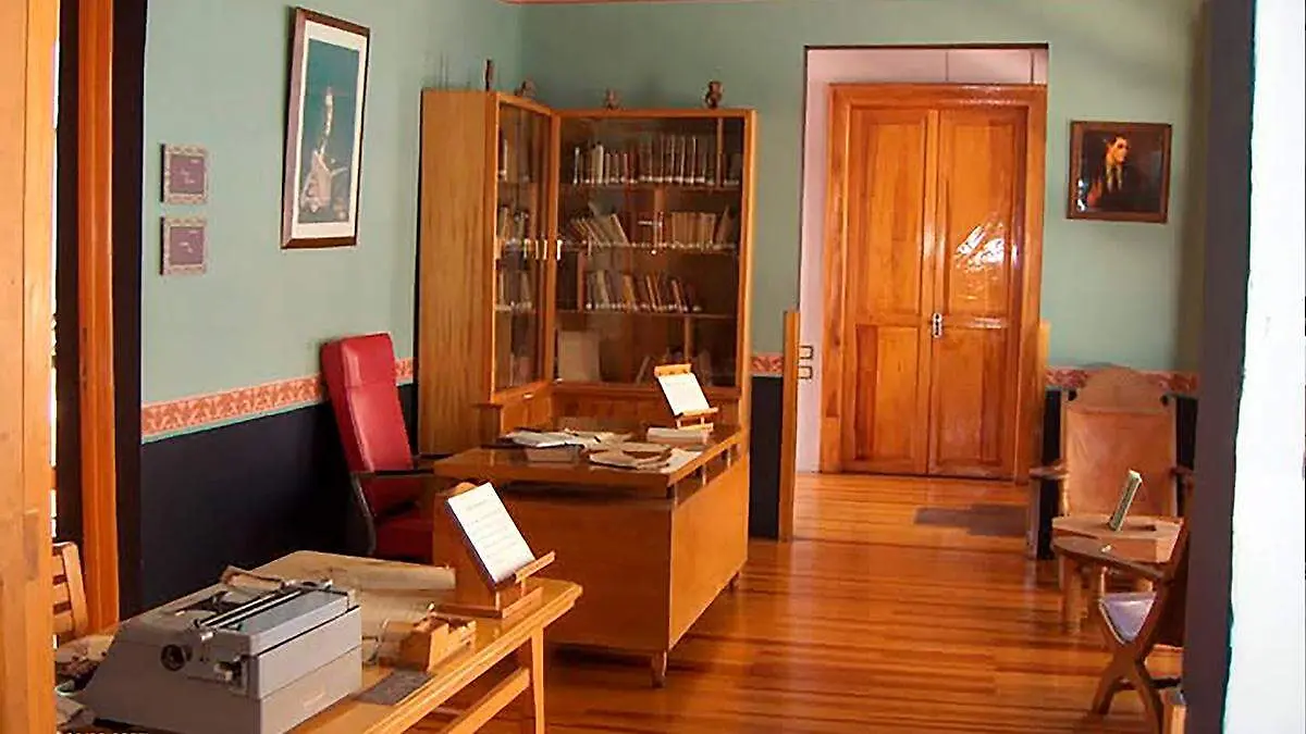 Interior de la Casa de Ramón López Velarde en la Ciudad de México