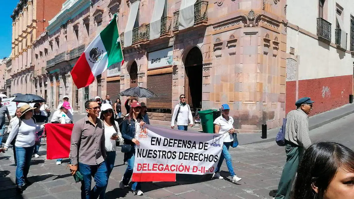 Protesta de docentes en la ciudad de Zacatecas