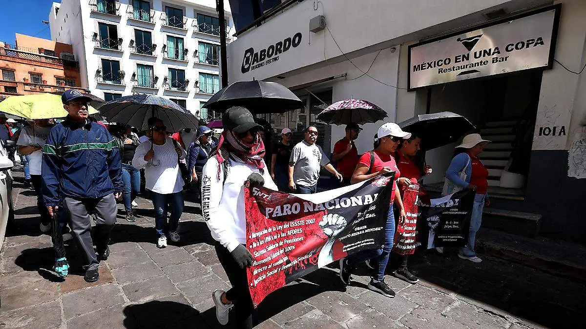 Marcha del SNTE34 en Zacatecas