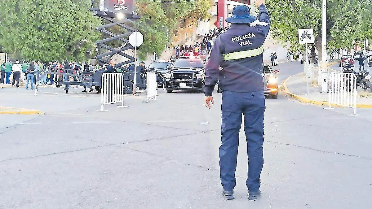 Elemento de Policía Vial en la capital de Zacatecas