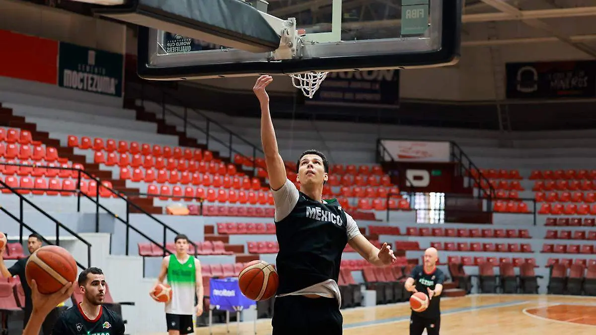 Entrenamiento de la Selección Mexicana de Basquetbol