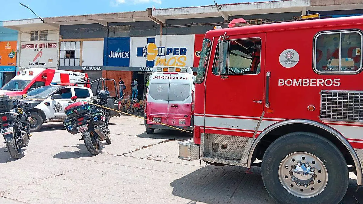 Desplome de andamio en bodega de abastos en Zacatecas1