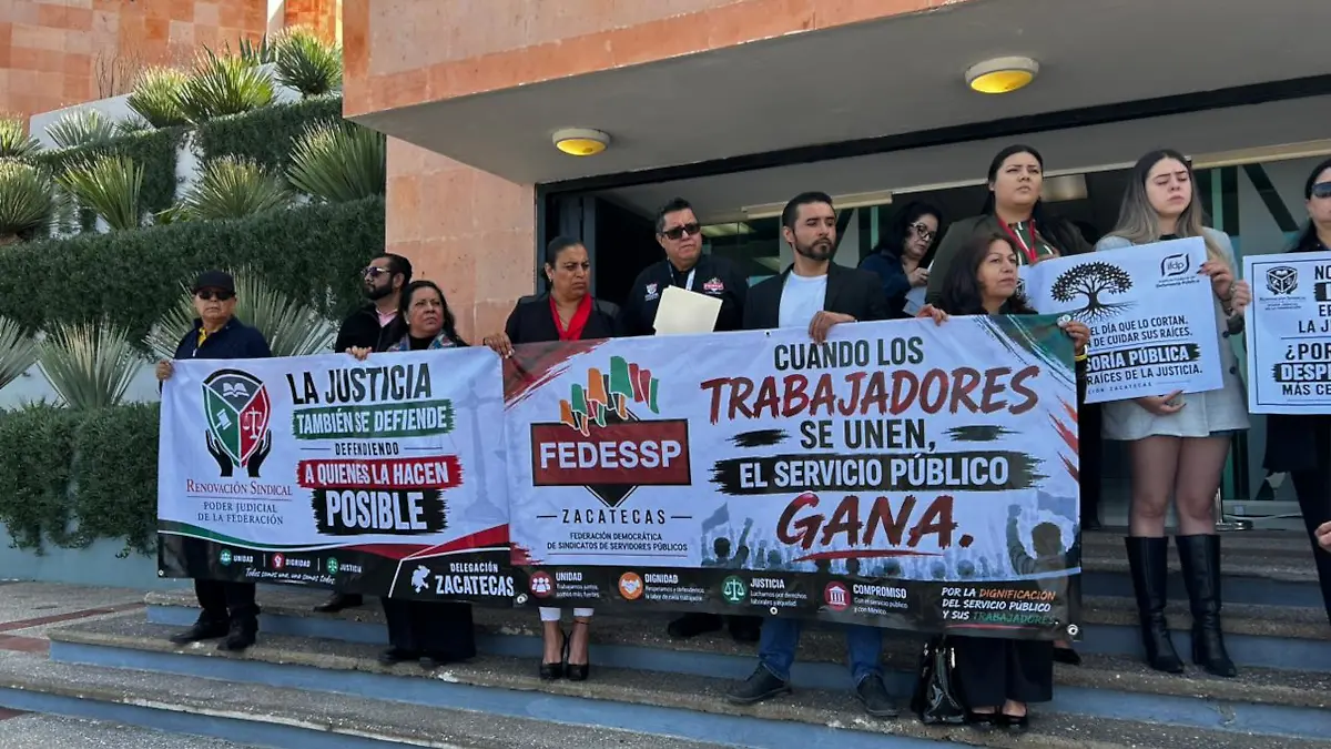 Protesta por despidos en el Poder Judicial