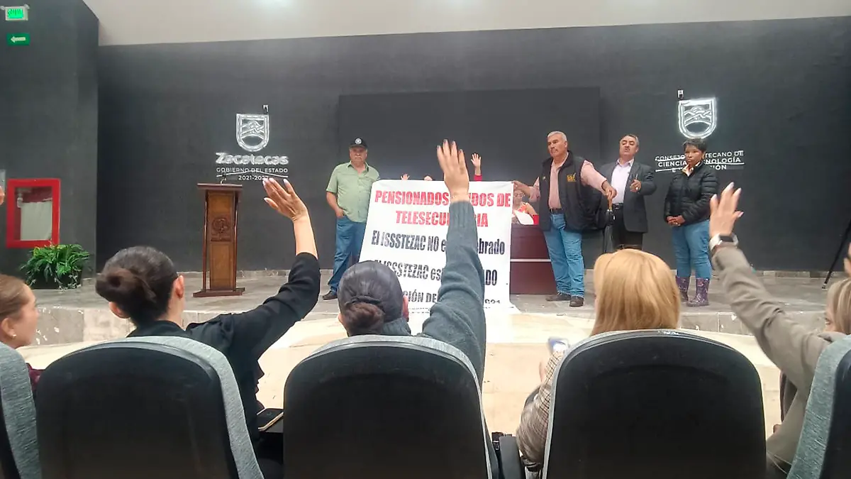 Legisladores avalan dación del Hotel Parador